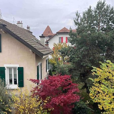 Proche Lausanne: Studio Bien Equipe Apartment Prilly Exterior foto