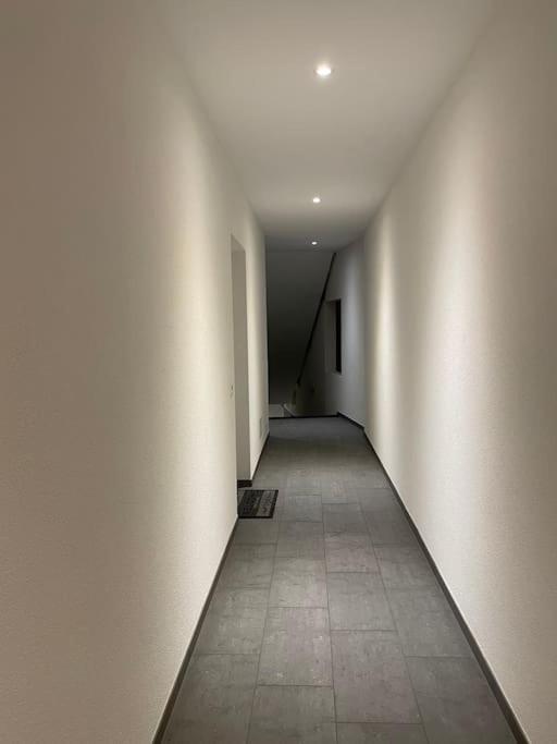 Proche Lausanne: Studio Bien Equipe Apartment Prilly Exterior foto